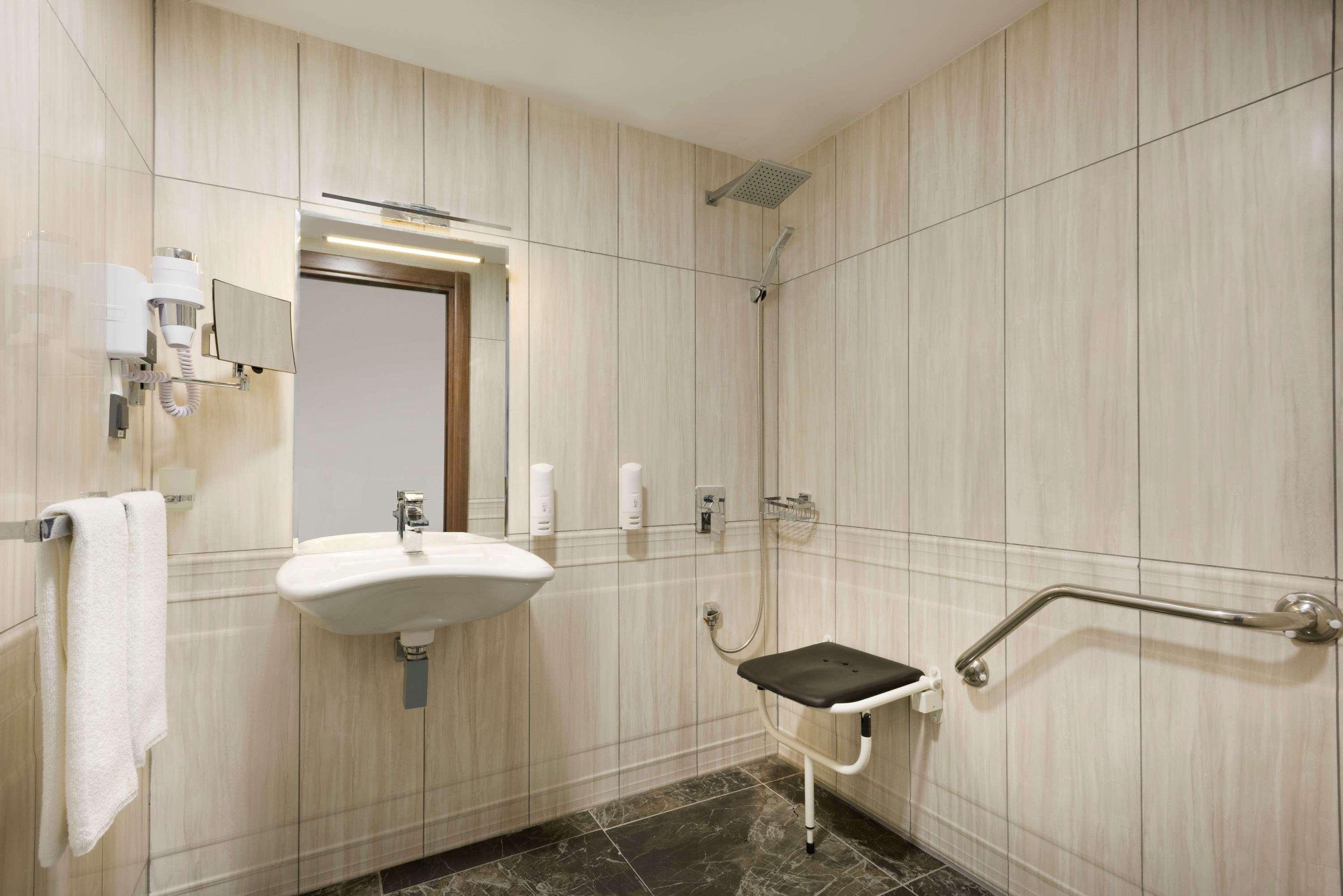 Ramada Hotel By Wyndham Edirne Extérieur photo