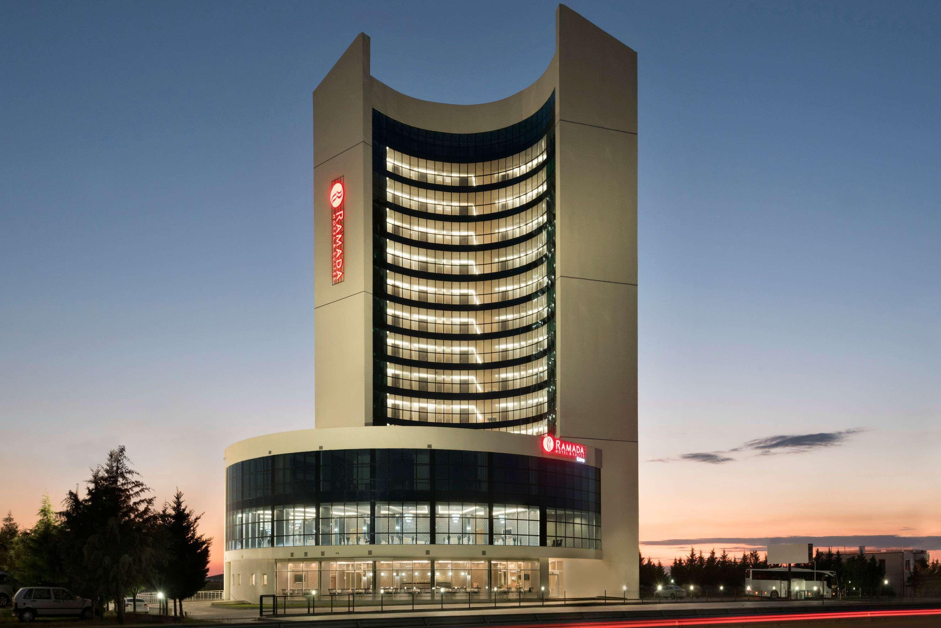 Ramada Hotel By Wyndham Edirne Extérieur photo