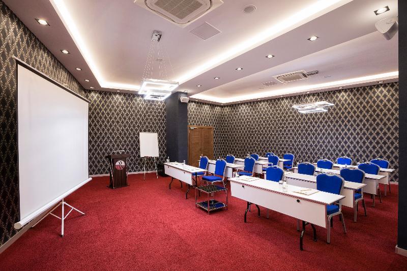 Ramada Hotel By Wyndham Edirne Extérieur photo